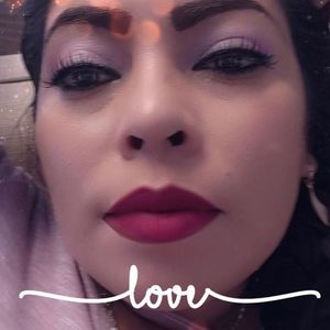 Meet your Posher, Fernanda